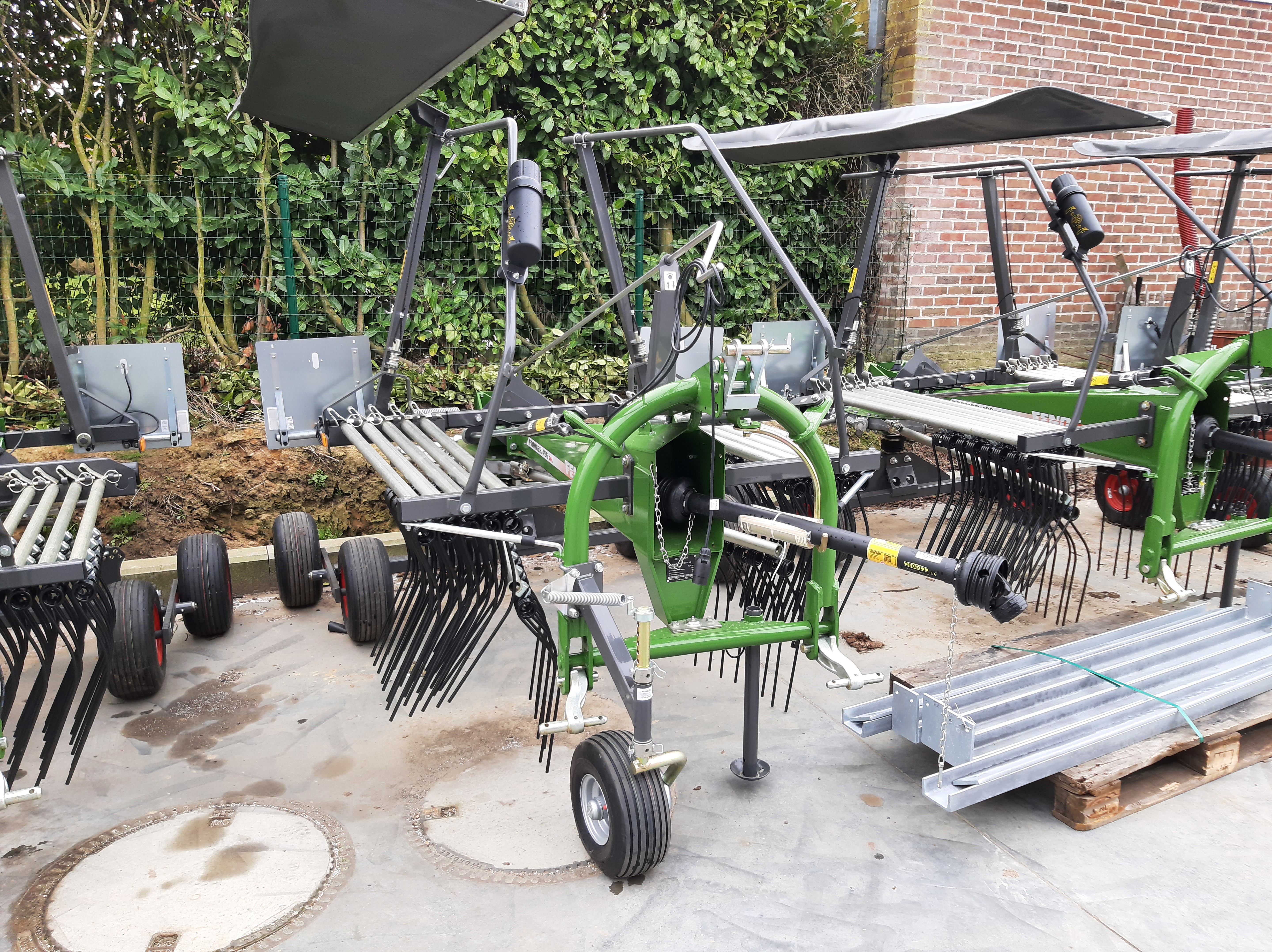 Fendt l'andaineur Former 456 DN